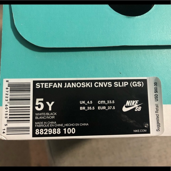 Nike slip on sneakers - Picture 5 of 5